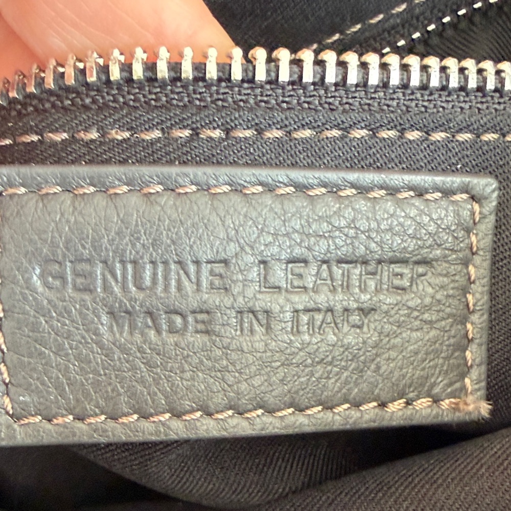 Black Leather Made in Italy skull / diamond bag - Picture 4 of 7